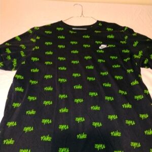 New Authentic Nike Tee